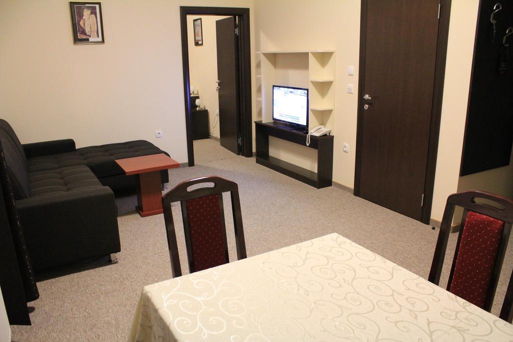 Hotel Feniks Požarevac Δωμάτιο φωτογραφία