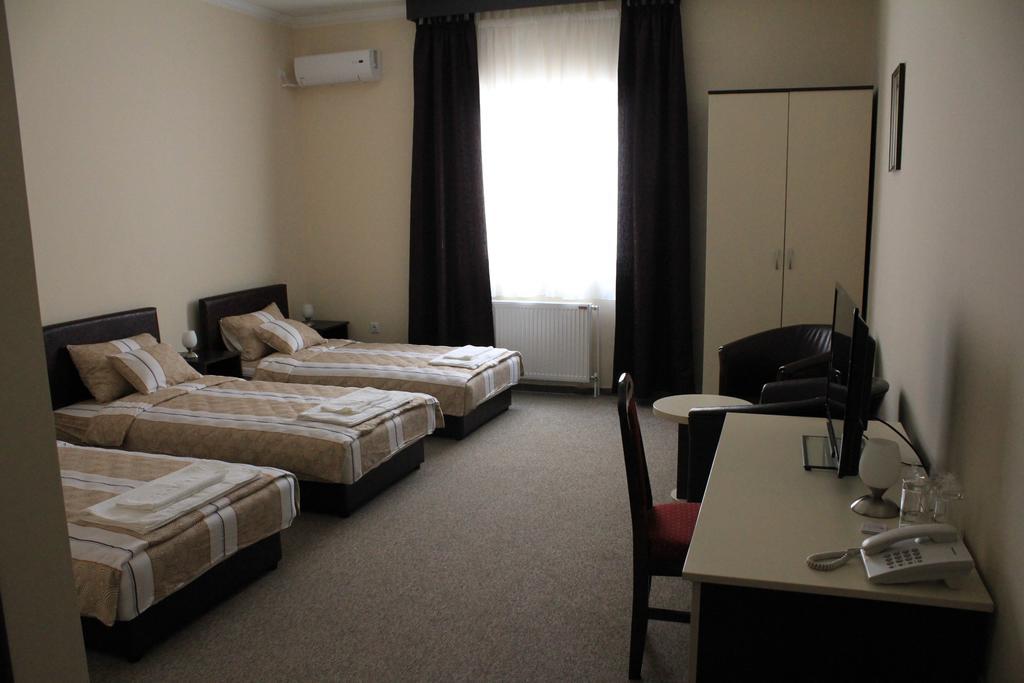 Hotel Feniks Požarevac Δωμάτιο φωτογραφία