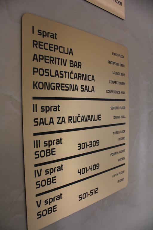 Hotel Feniks Požarevac Εξωτερικό φωτογραφία