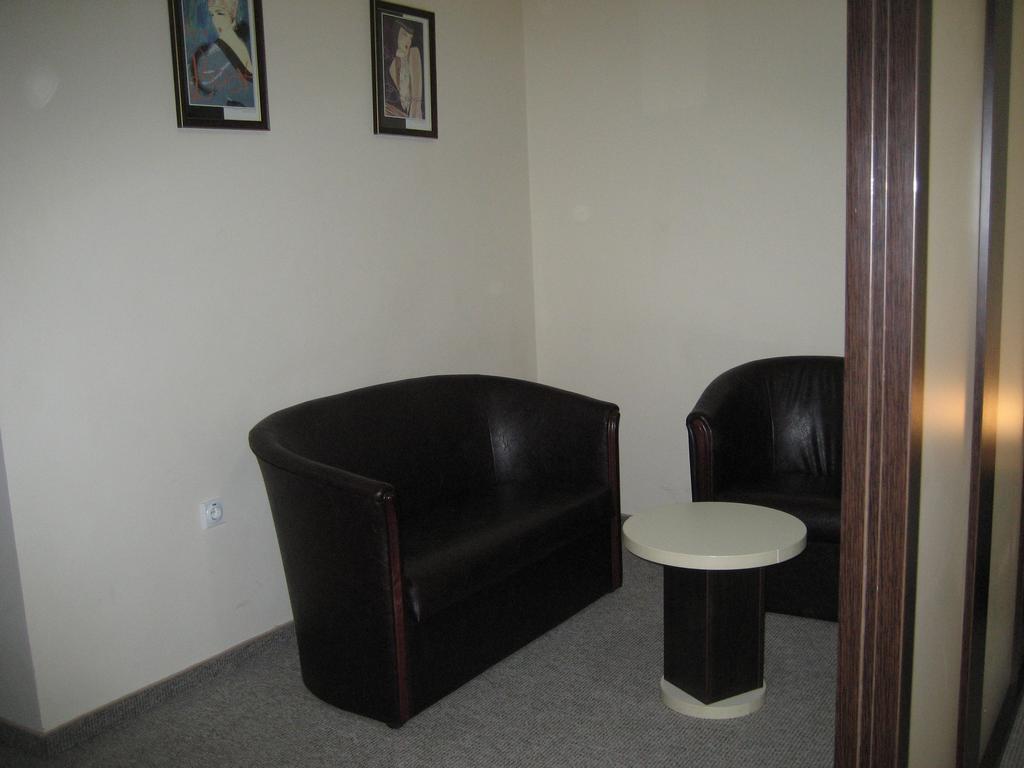 Hotel Feniks Požarevac Εξωτερικό φωτογραφία