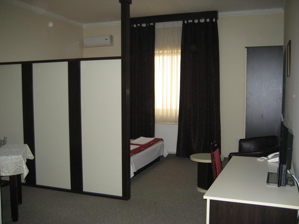 Hotel Feniks Požarevac Εξωτερικό φωτογραφία